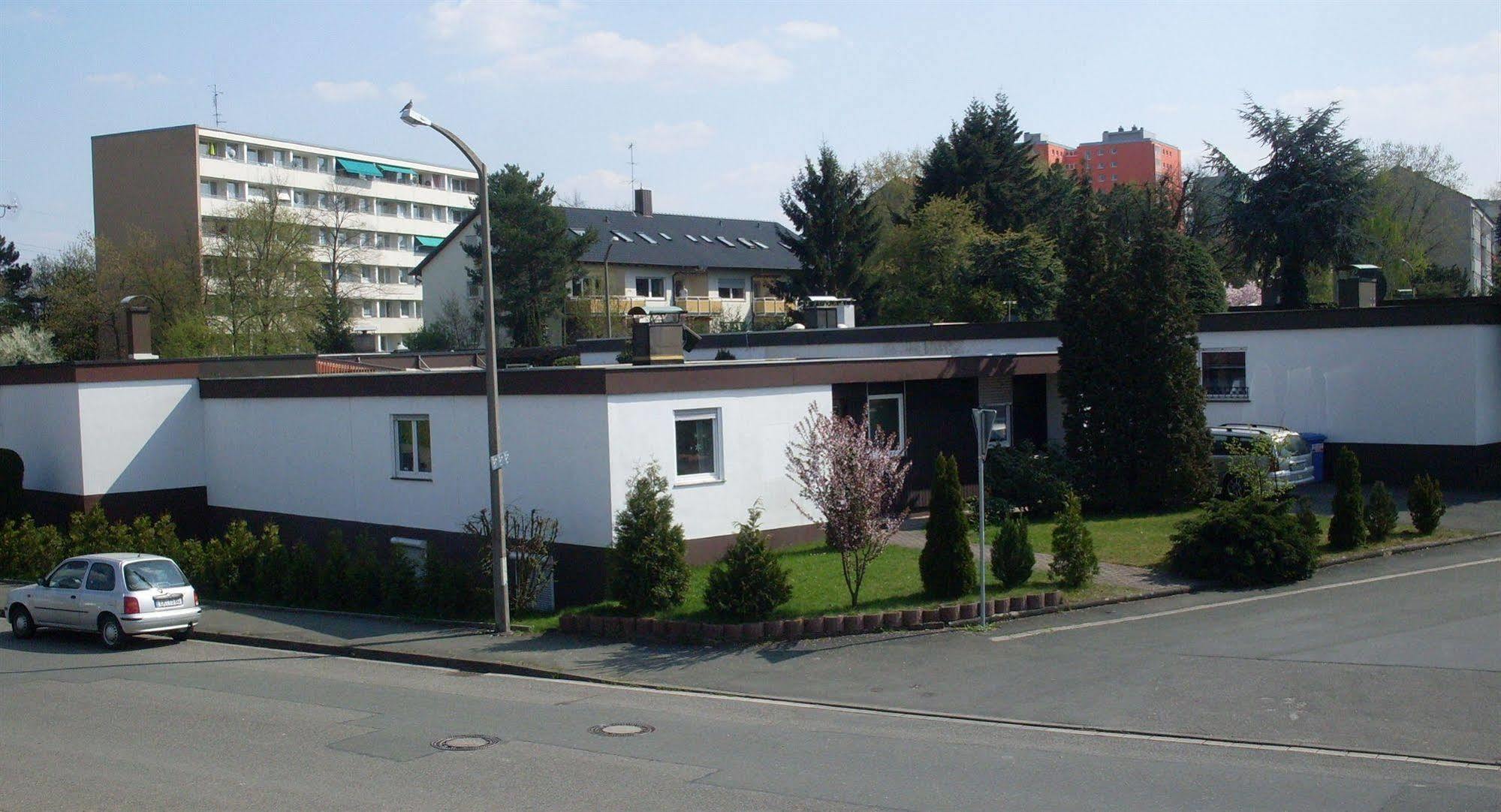 Hotel Klara Birnbaum Erlangen Buitenkant foto